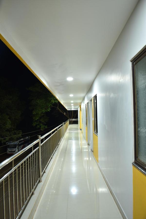 Hotel Gananjaya Gokarna  Luaran gambar
