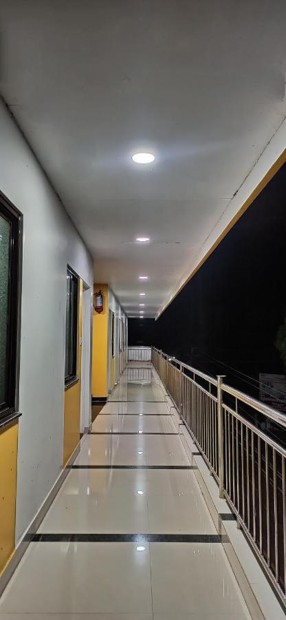 Hotel Gananjaya Gokarna  Luaran gambar
